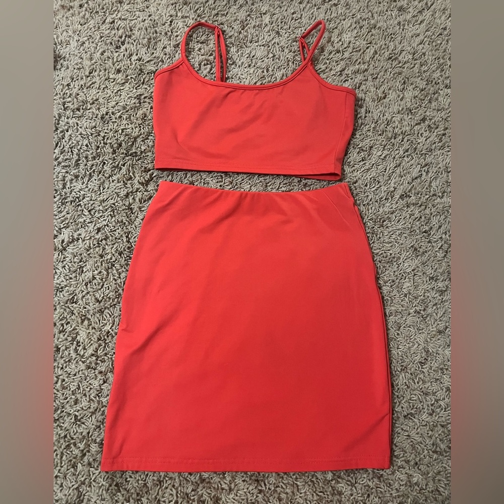 Two piece set